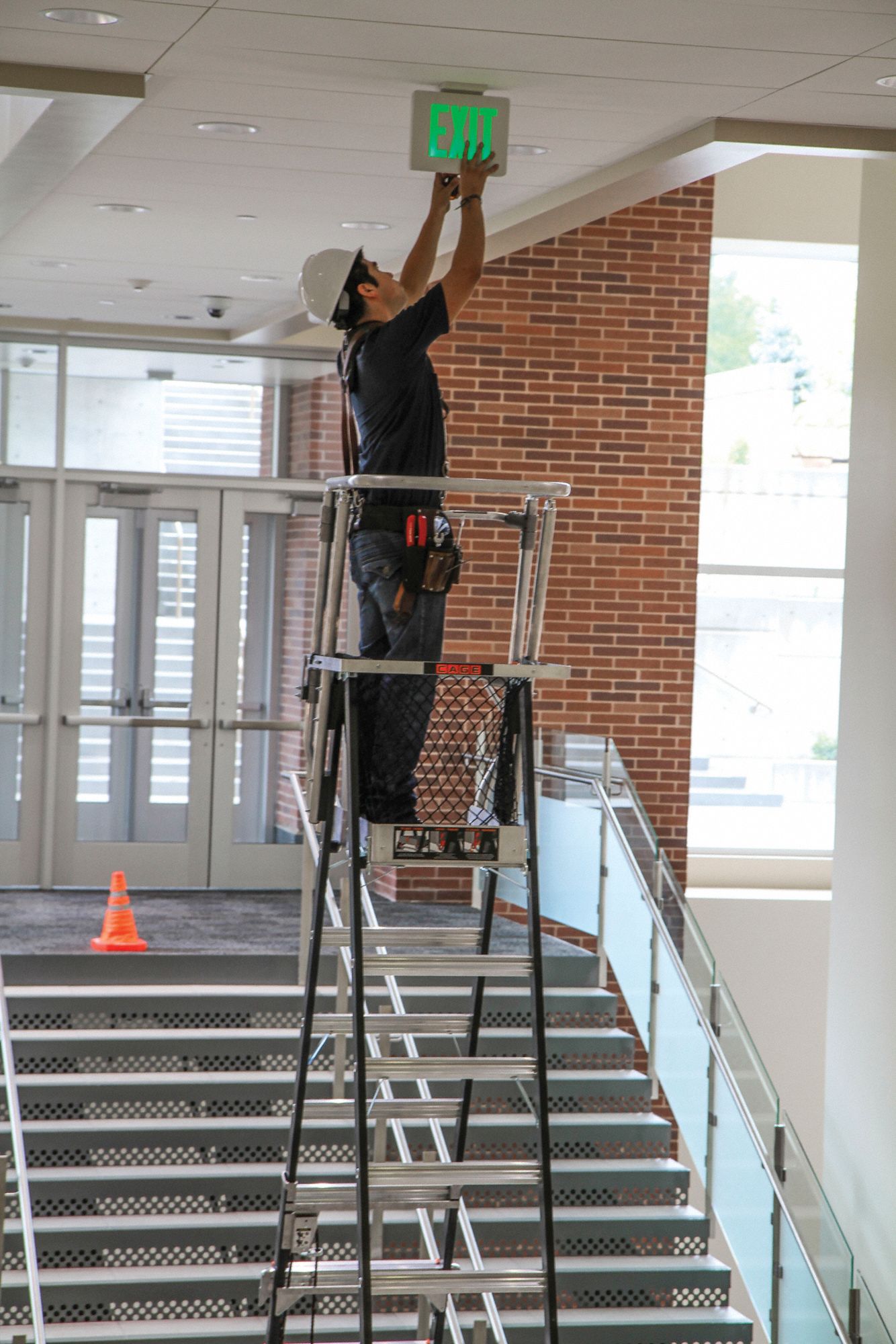 LITTLE GIANT Fiberglass Safety Cage Platform Ladder, 8 to 14 ft Ladder