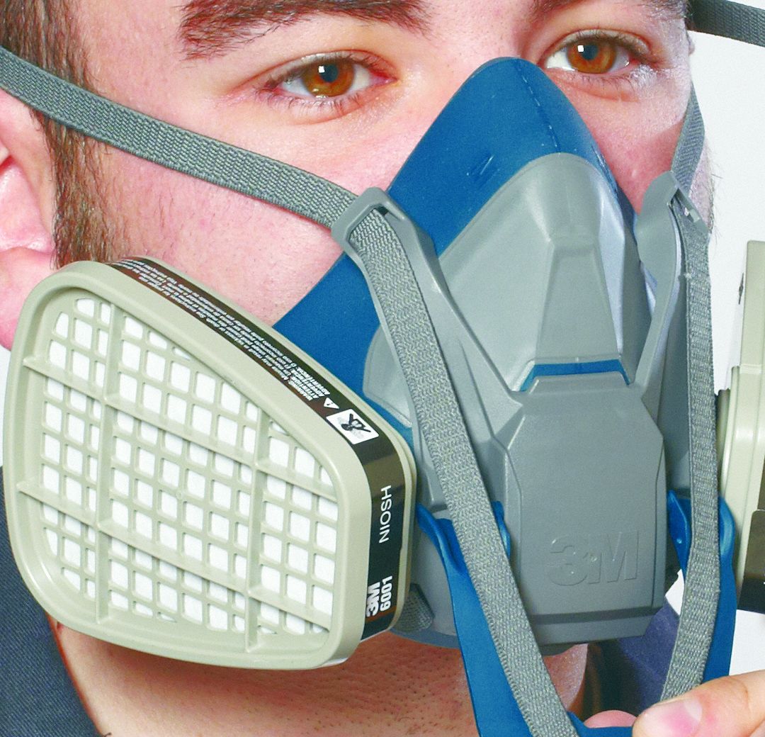 3M Half Mask Respirator Rugged Comfort 6500, 0 Cartridges Included