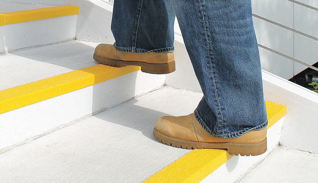Full Coverage Grit, Fiberglass Reinforced Plastic, Stair Nosing