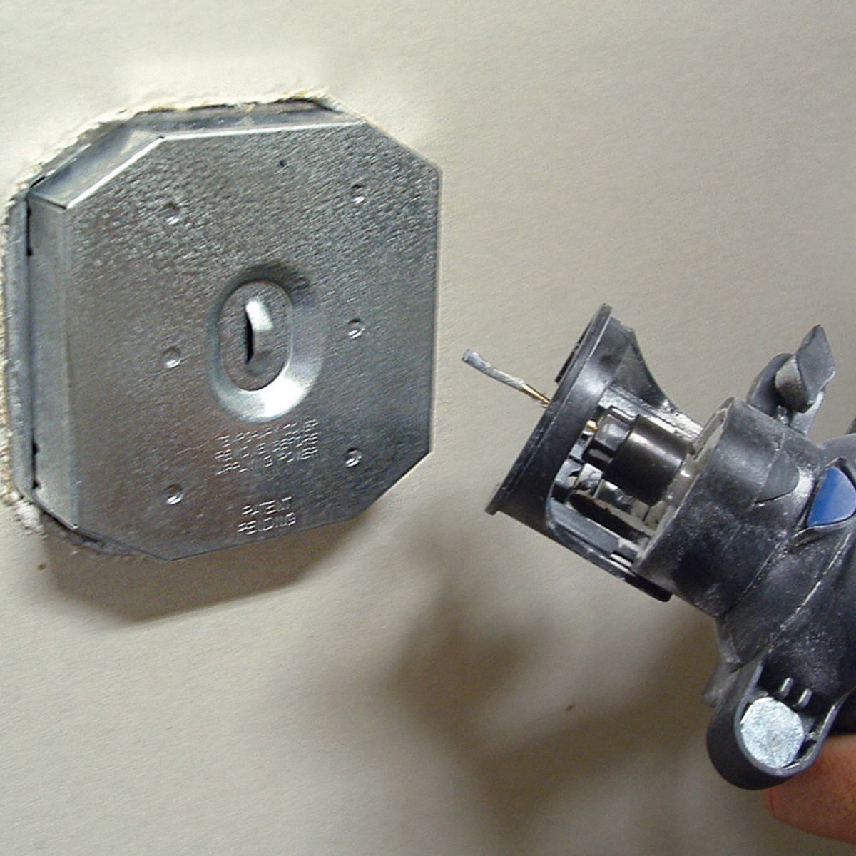 RACO Electrical Box Cover Octagon, 2 Gangs, 3/4 in Dp, 4 in Wd, 4 in