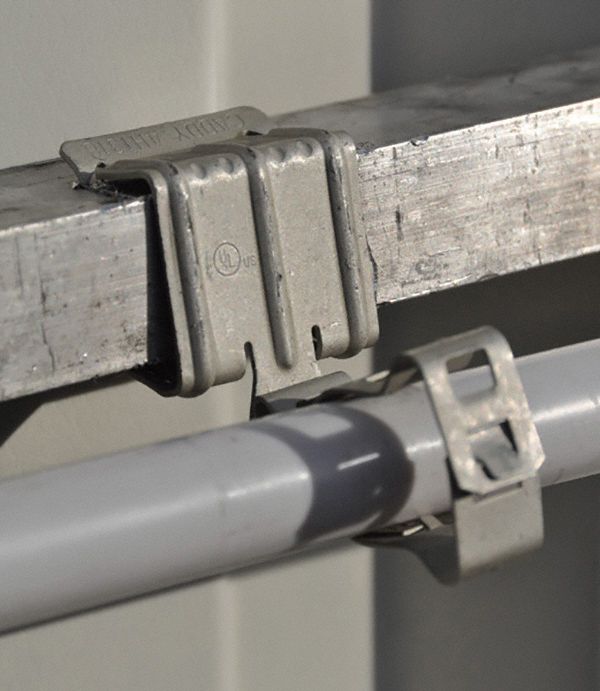 NVENT CADDY Beam Clip with Conduit & Pipe Hanger, HammerOn 2 in Trade