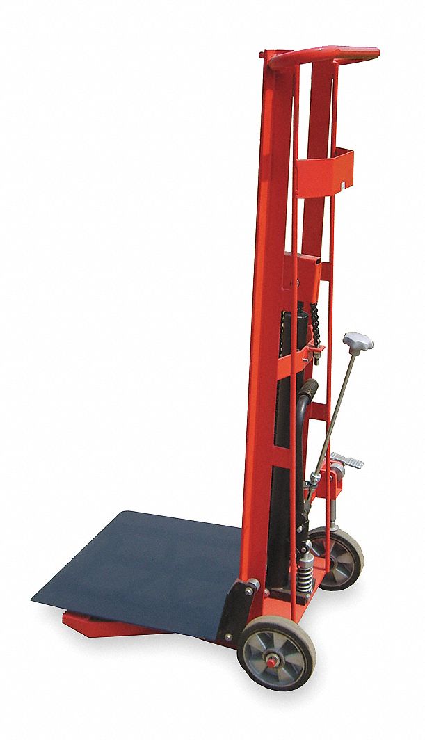 750 LB.STACKER 4 WHEEL