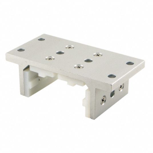 80/20 Linear Bearing, 5.500 In W, 2.812 In L 2RCK46523 Grainger