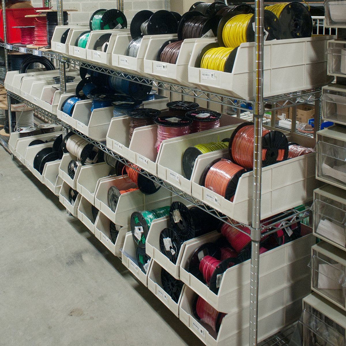 AKROMILS Shelf Bin 20 1/2 in Overall Lg, 8 1/4 in x 7 in, Beige