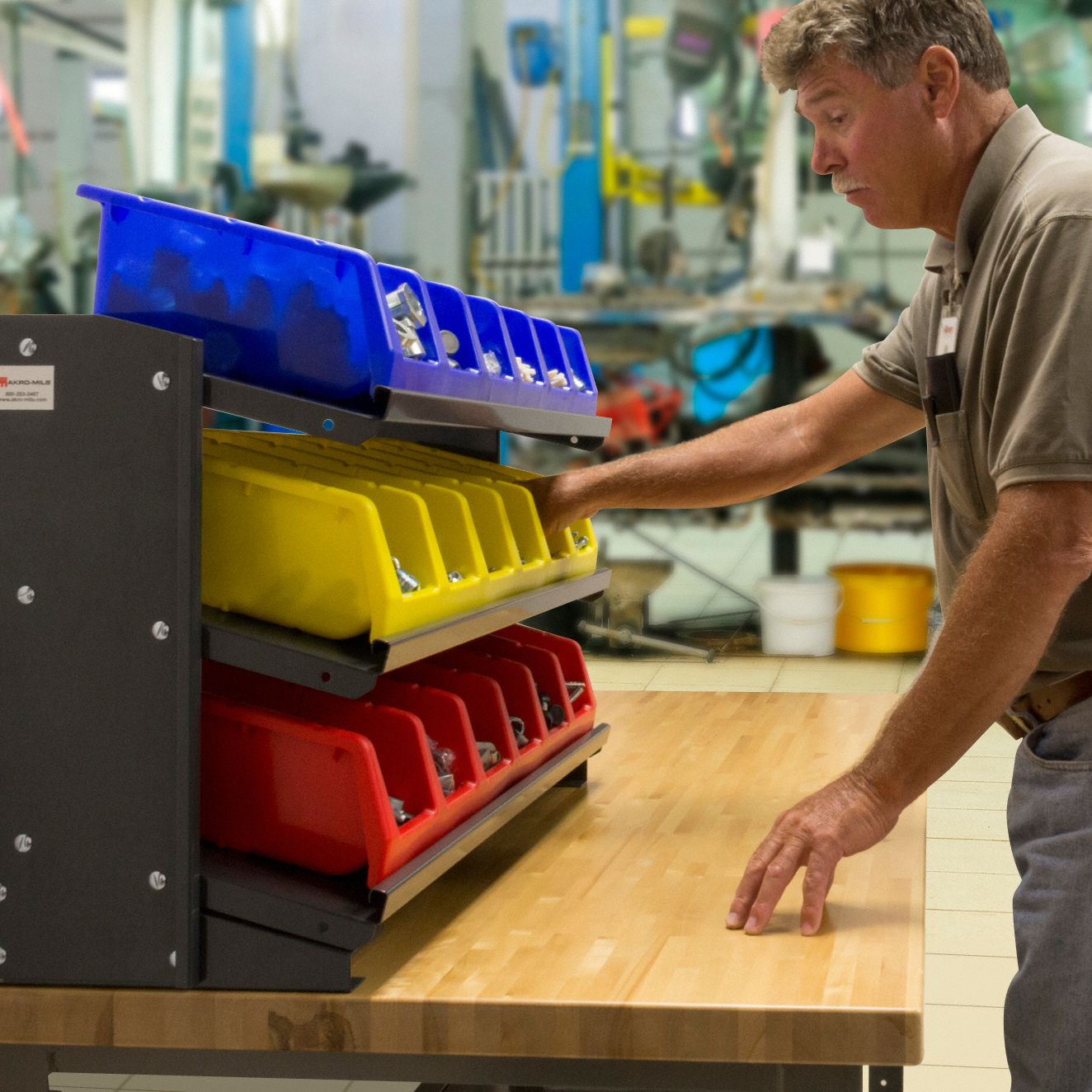 AKROMILS Bench Pick Rack 36 in x 12 in x 25 in, 1 Sided, 0 Bins, 3