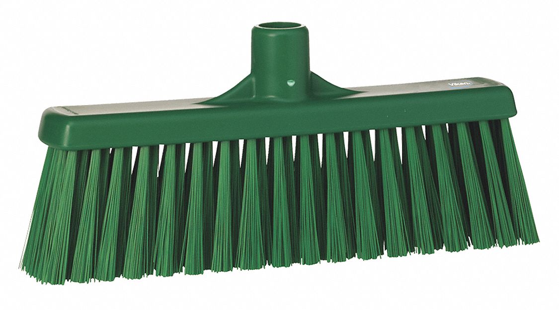 UPRIGHT BROOM W/ SOFT BRISTLES GR