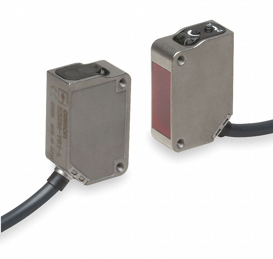 OMRON 32 mm Selectable Light On/Dark On Rectangular Photoelectric