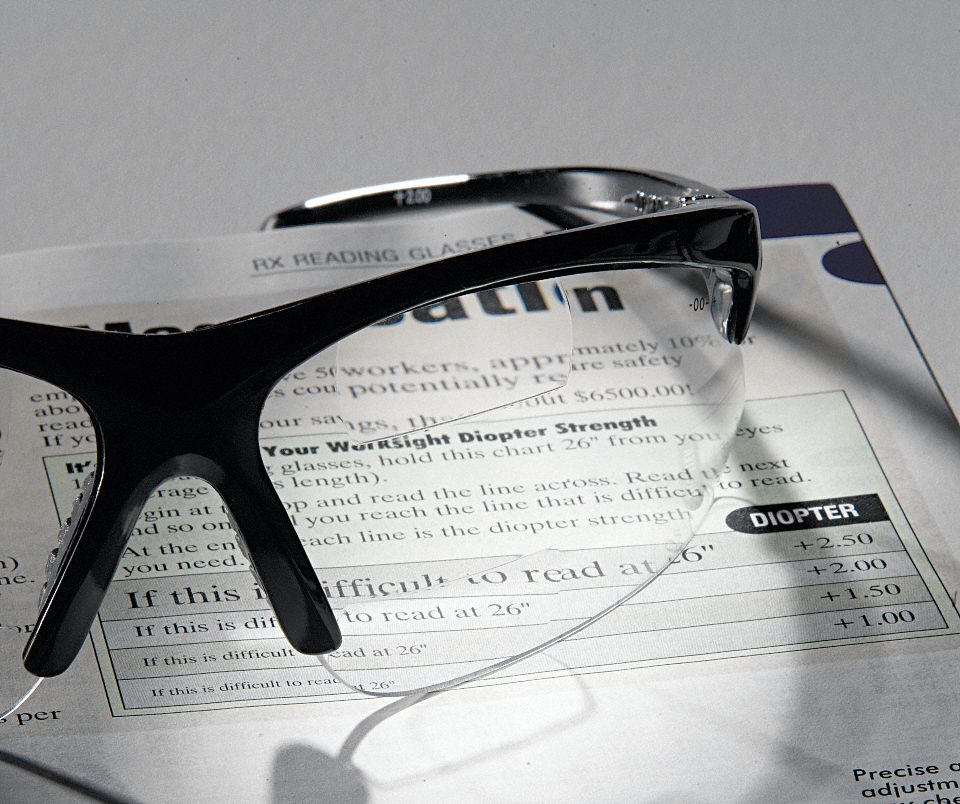 KLEENGUARD Bifocal Safety Reading Glasses AntiScratch, No Foam Lining