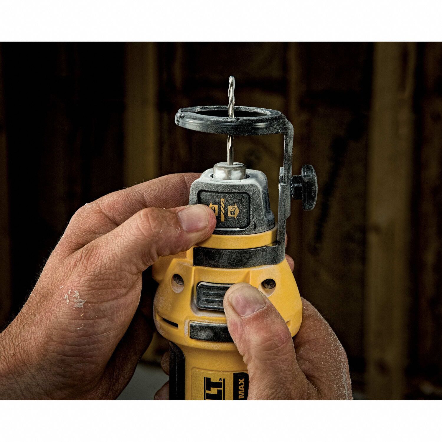 DEWALT CutOut Tool 26,000 RPM Max. Speed, 1/8 in_1/4 in Collet Size