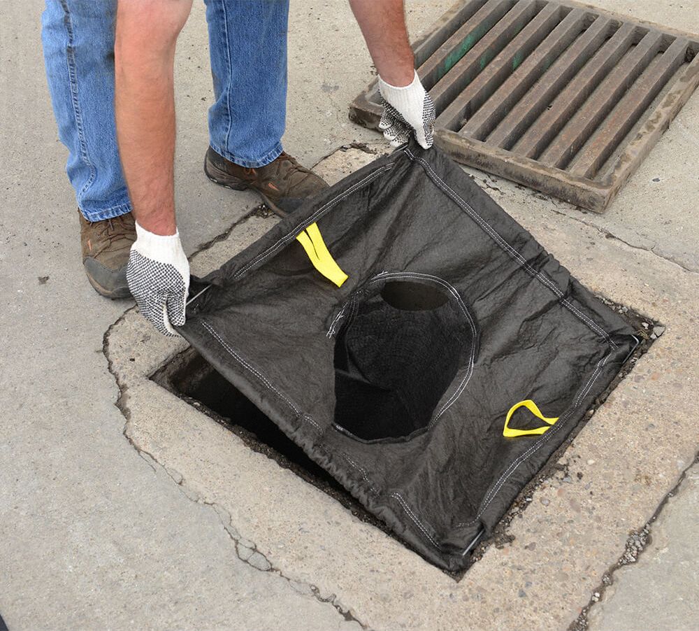 CATCH BASIN INSERT, 25 X 42 X 21 IN, DEBRIS/SEDIMENT/TRASH,500 GPM MAX FLOW RATE