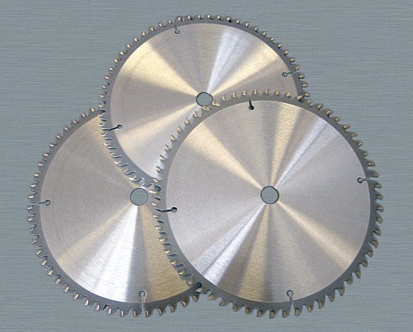 Circular Saw Blade: 8 in Blade Dia., 60 Teeth, 0.12 in Cut Wd, 5/8 in Arbor Size, 3 PK