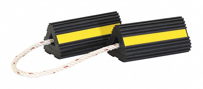 Rubber Wheel Chock Set w/Rope