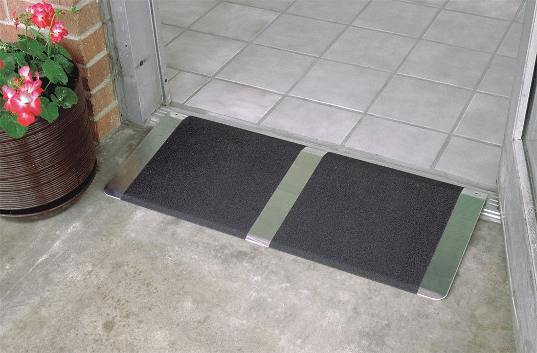 WALK RAMP, APRON END, THRESHOLD RAMP, 600 LB MAX LOAD CAPACITY, ALUMINUM, 1 FT OVERALL L, NON-SKID