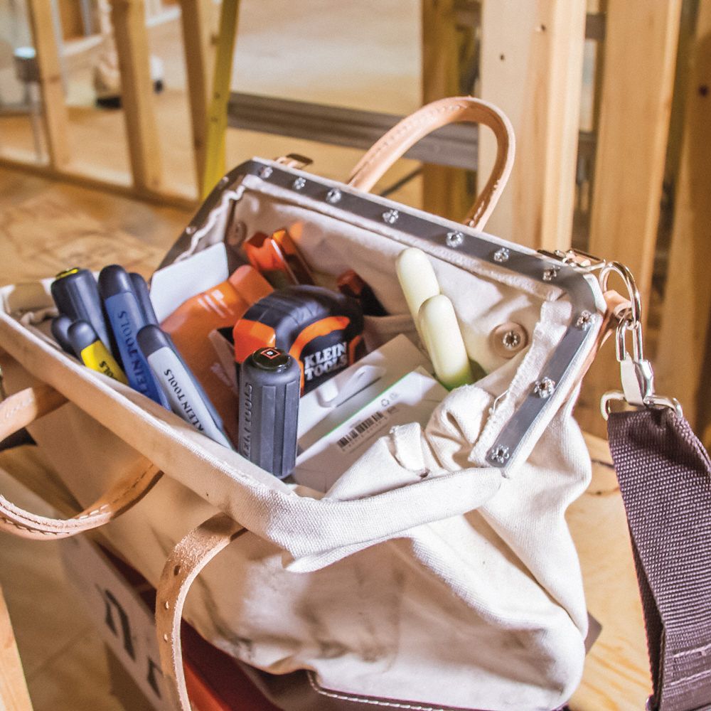 KLEIN TOOLS Tool Bag Canvas, 13 Pockets, 18 in Overall Wd, 6 in