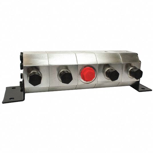 CHIEF Hydraulic Flow Divider Aluminum, 11.1 in Lg, 3.92 in Wd, 3.1 in