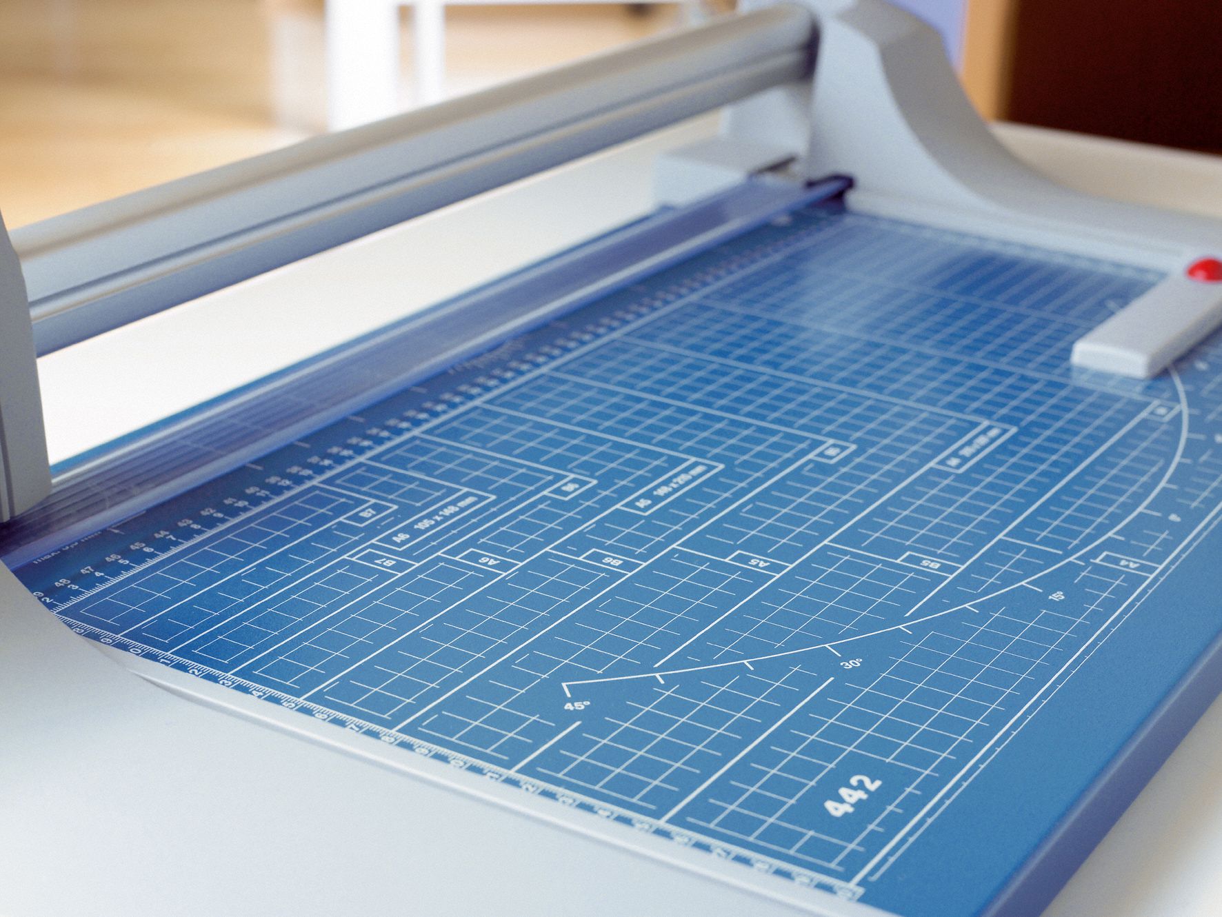 DAHLE Rolling Blade Countertop Paper Trimmers Premium, 20 1/8 in