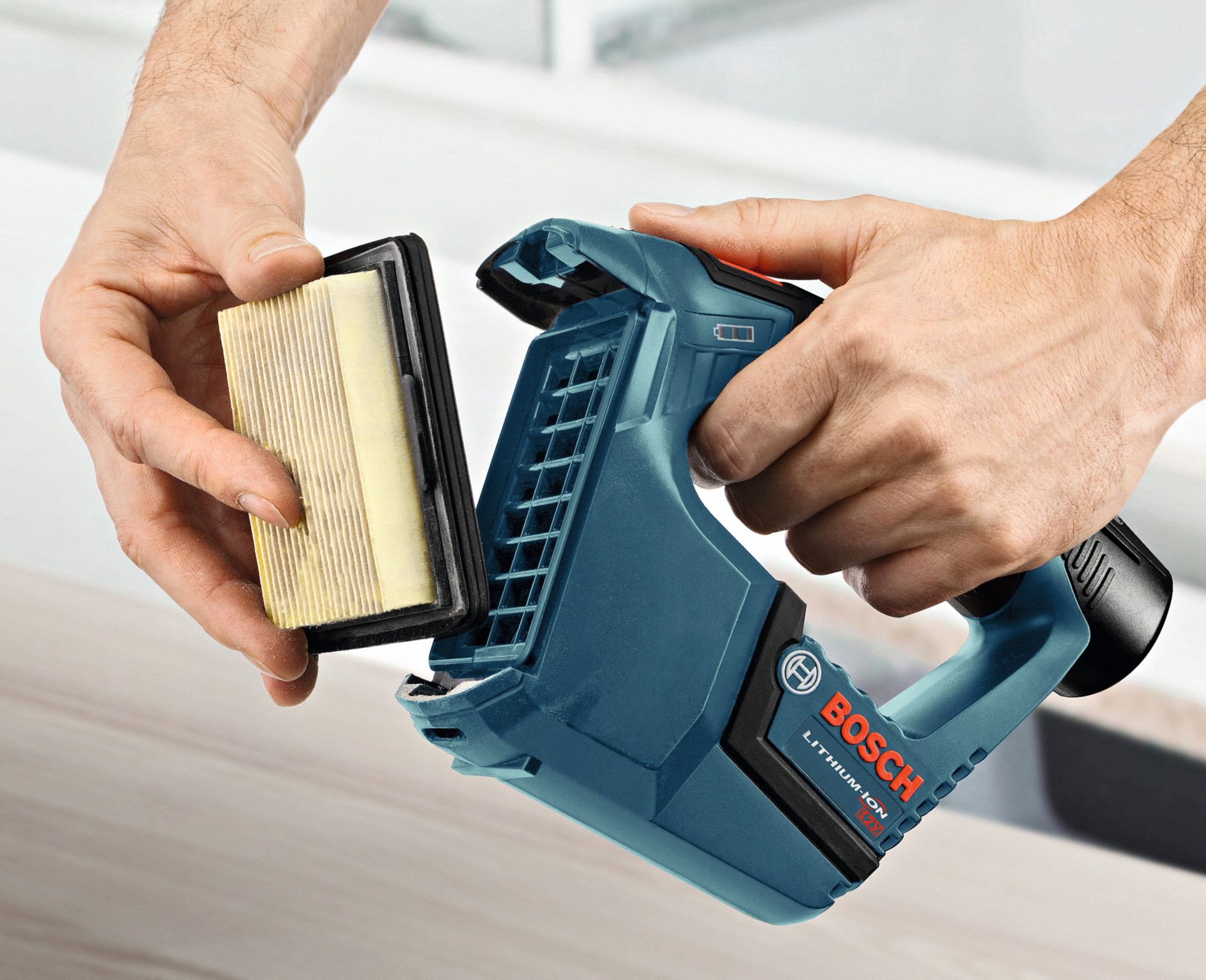 BOSCH Cordless, Handheld Vacuum, Standard Vacuum Filtration Type, 2 lb