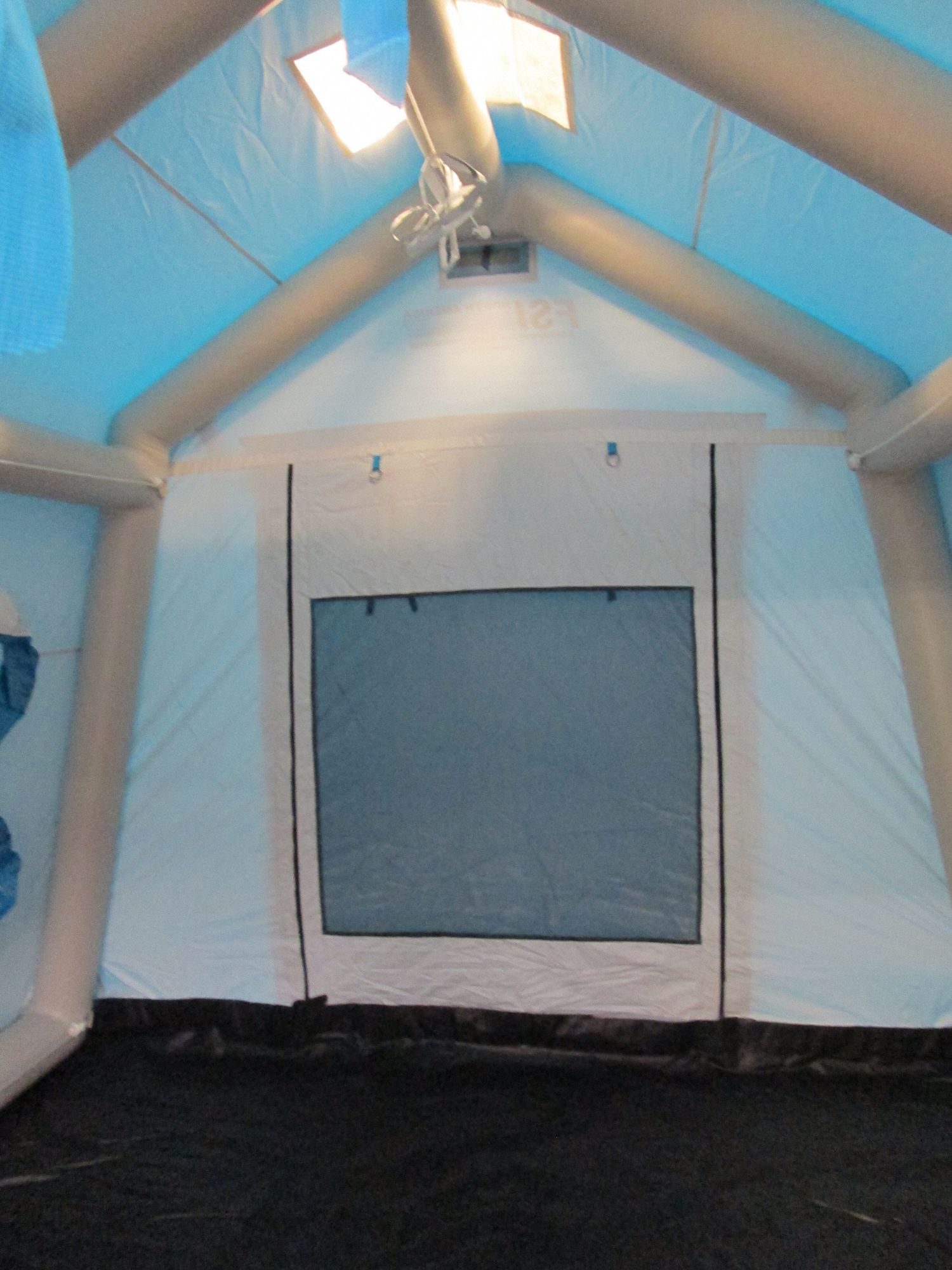 FSI Inflatable Emergency Shelter System 10 ft Lg, 10 ft Wd, 9 ft Ht