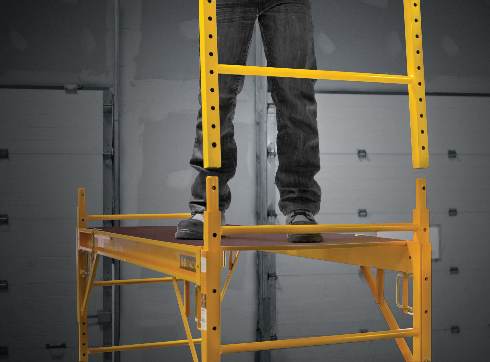 METALTECH Scaffold Perry Style, Steel, 6 ft Platform Height, 6 ft 6 in