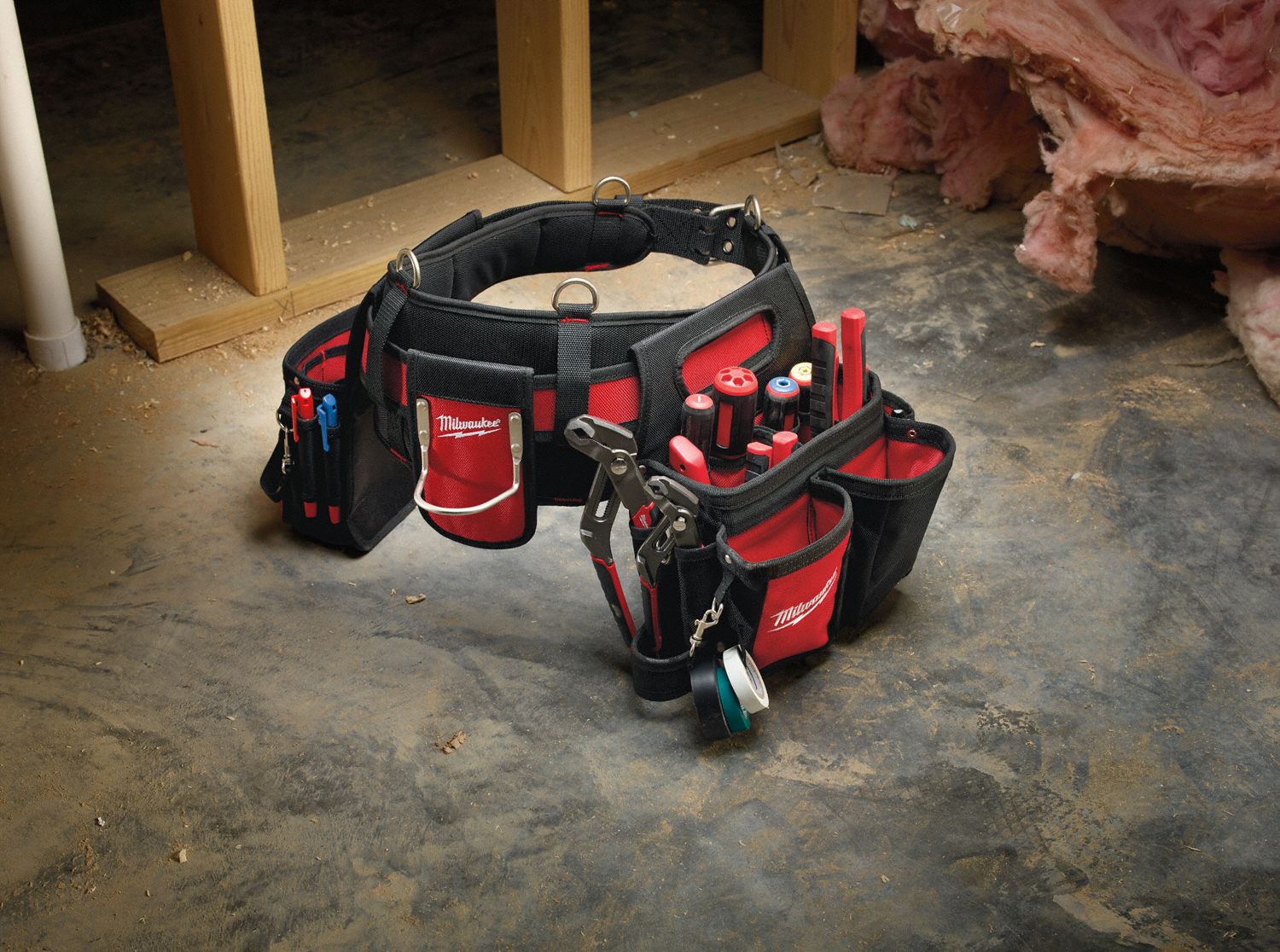 MILWAUKEE Red/Black Tool Belt, 1680D Ballistic Nylon, 30 in to 53 in