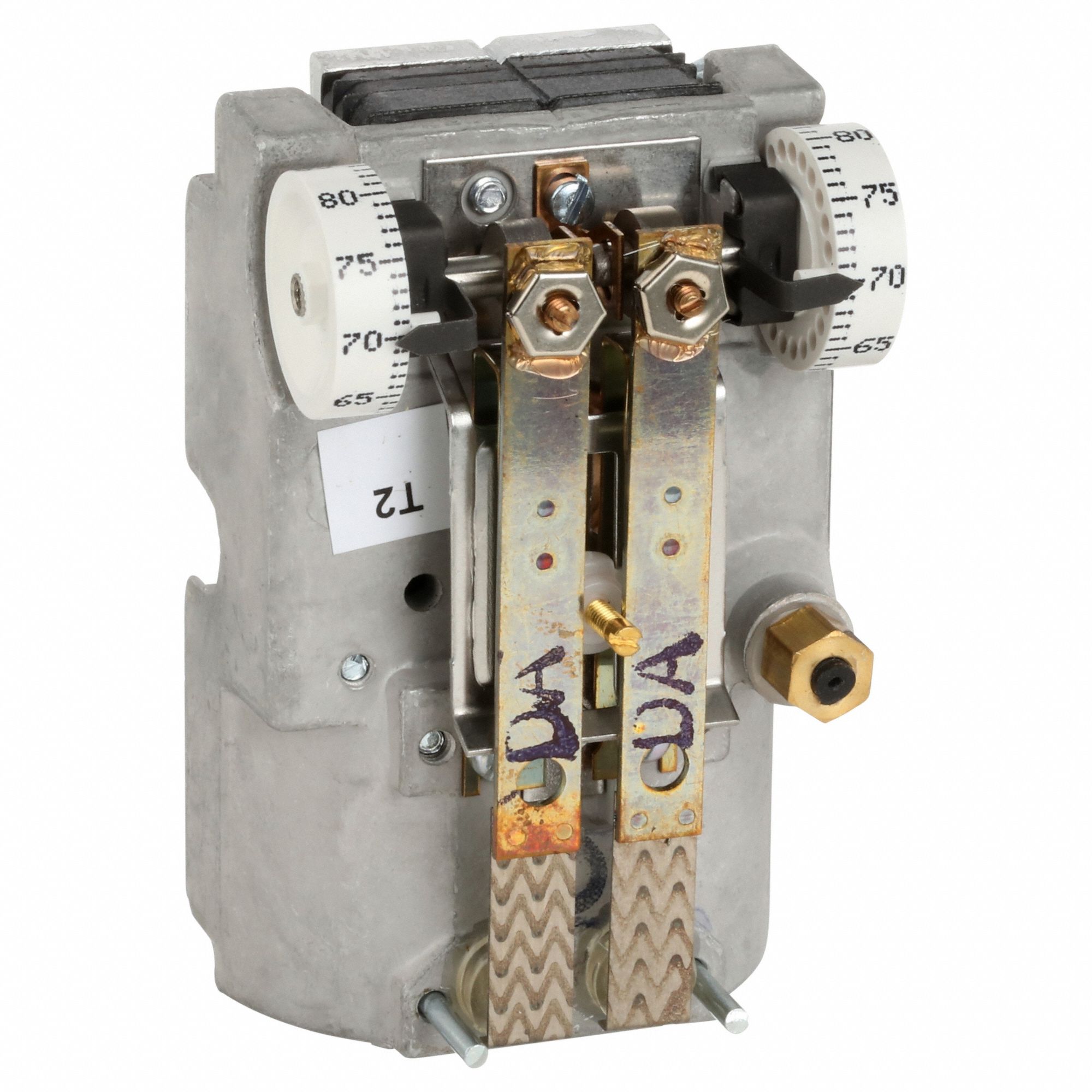 Pneumatic Thermostat: 55° to 85°F (Day/Night), Vertical, No, Day/Night, T-4506-204