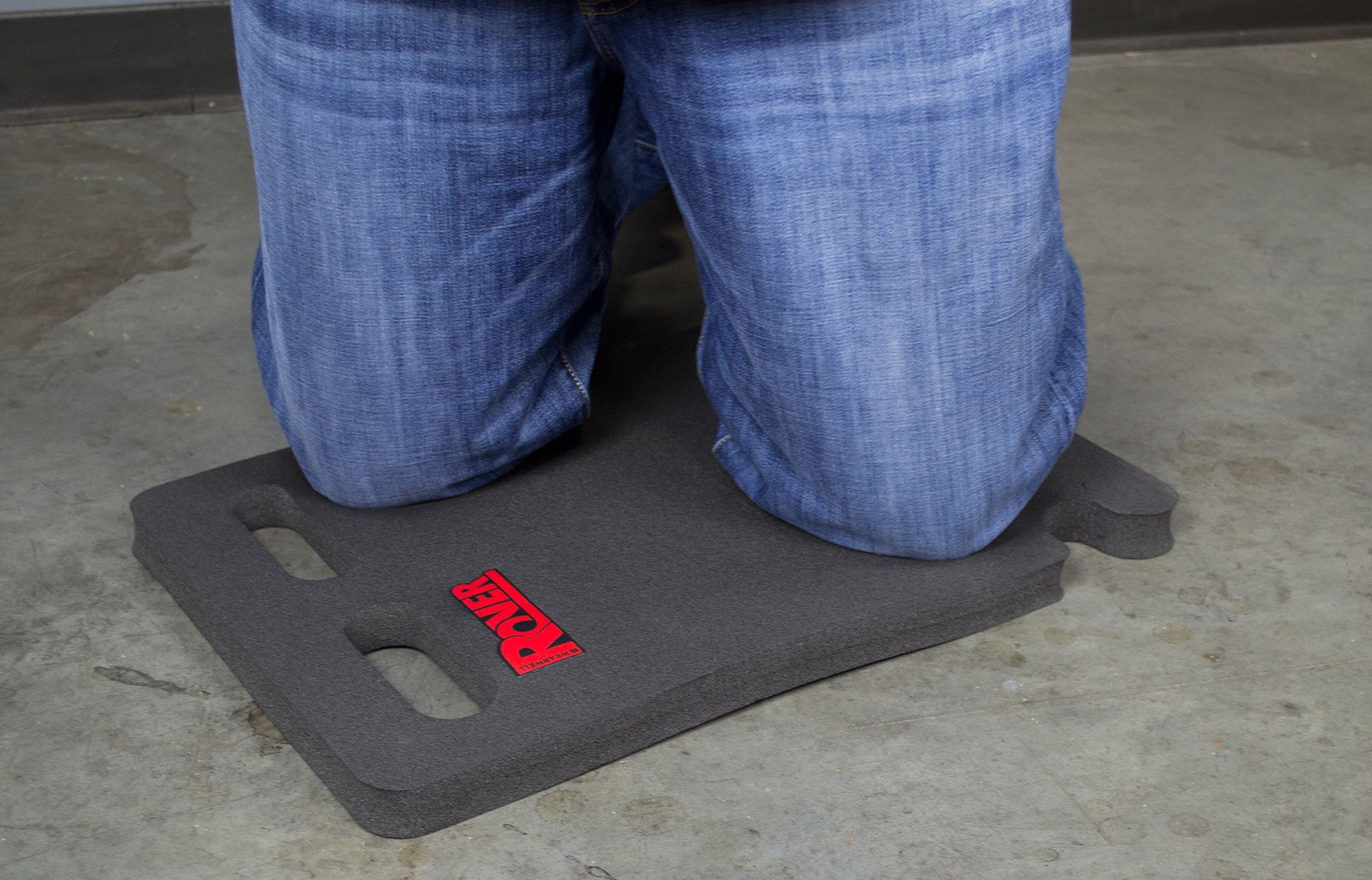 WEARWELL Kneeling Pad, 21 in Length, 14 in Width, 1 in Thickness, NBR