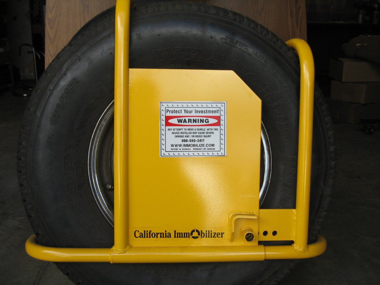 CALIFORNIA IMMOBILIZER Up to 101/2 in Wheel Clamp Type C; Fits 16 in Wheel 39C427CI00504