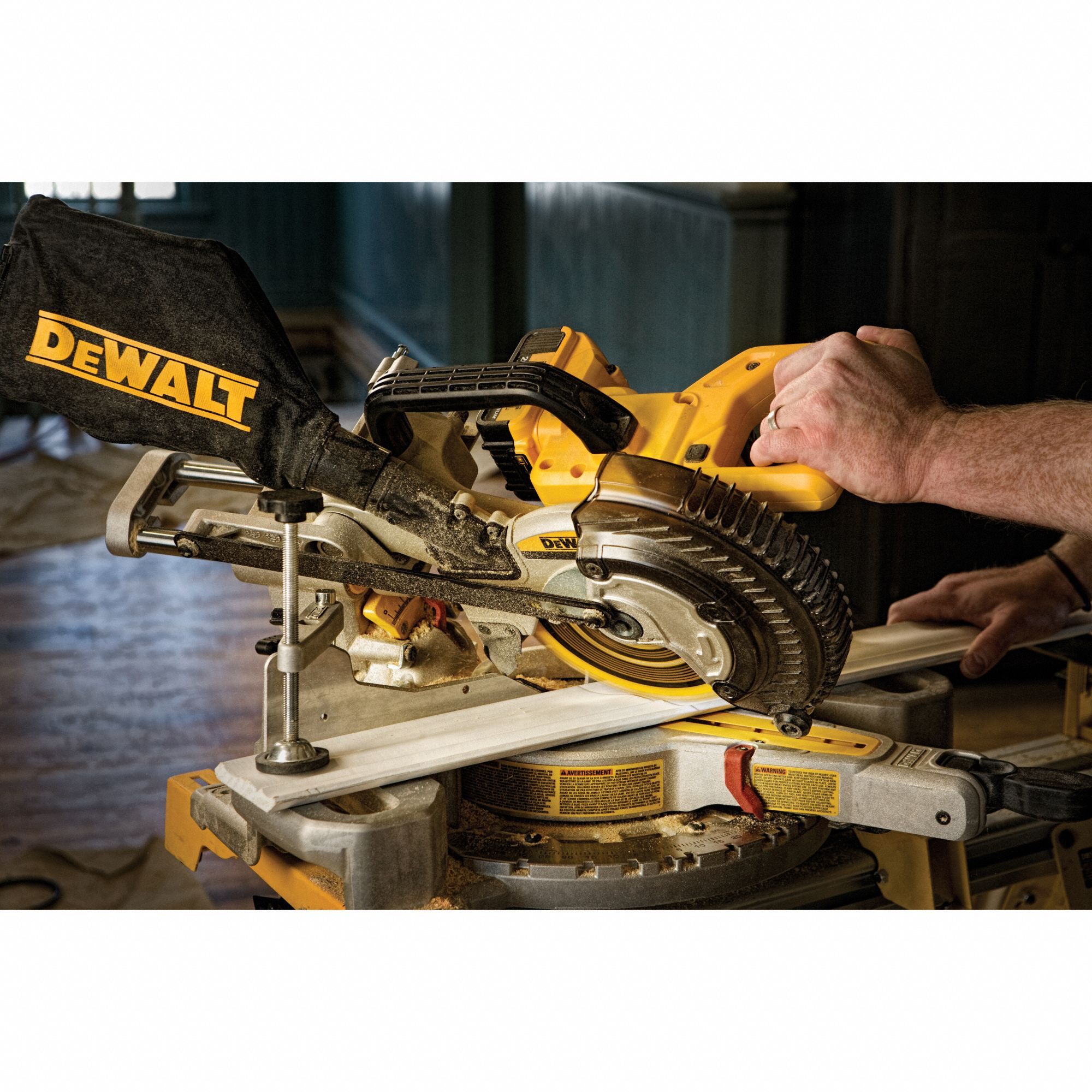 DEWALT Cordless, Miter Saw Kit, 7 1/4 in Blade Dia., Max. Blade Speed 3,750 RPM, 5/8 in Arbor