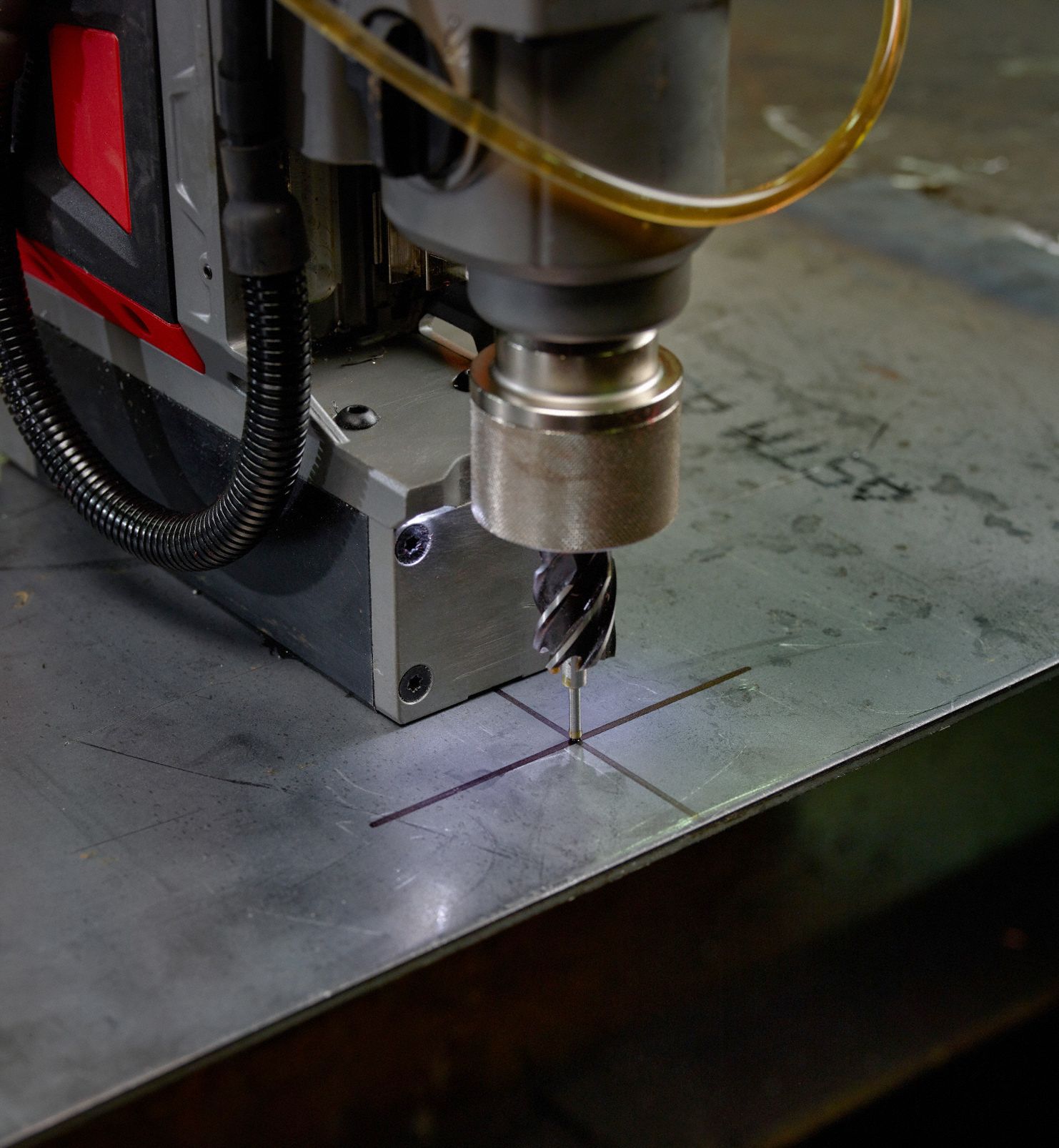 MILWAUKEE Drill Kit, 11/2in Capacity 39RY24278722 Grainger