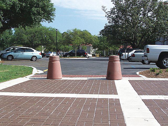 Bollard, Round, 12in.Lx20in.Wx29in.H