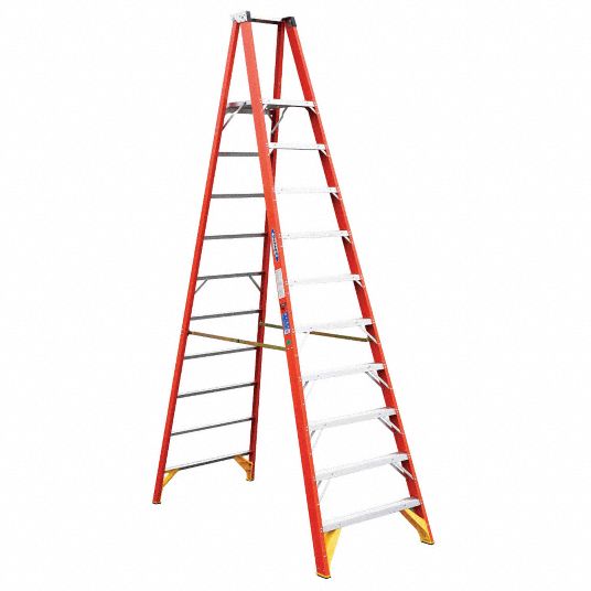 Werner 12 deals ft step ladder