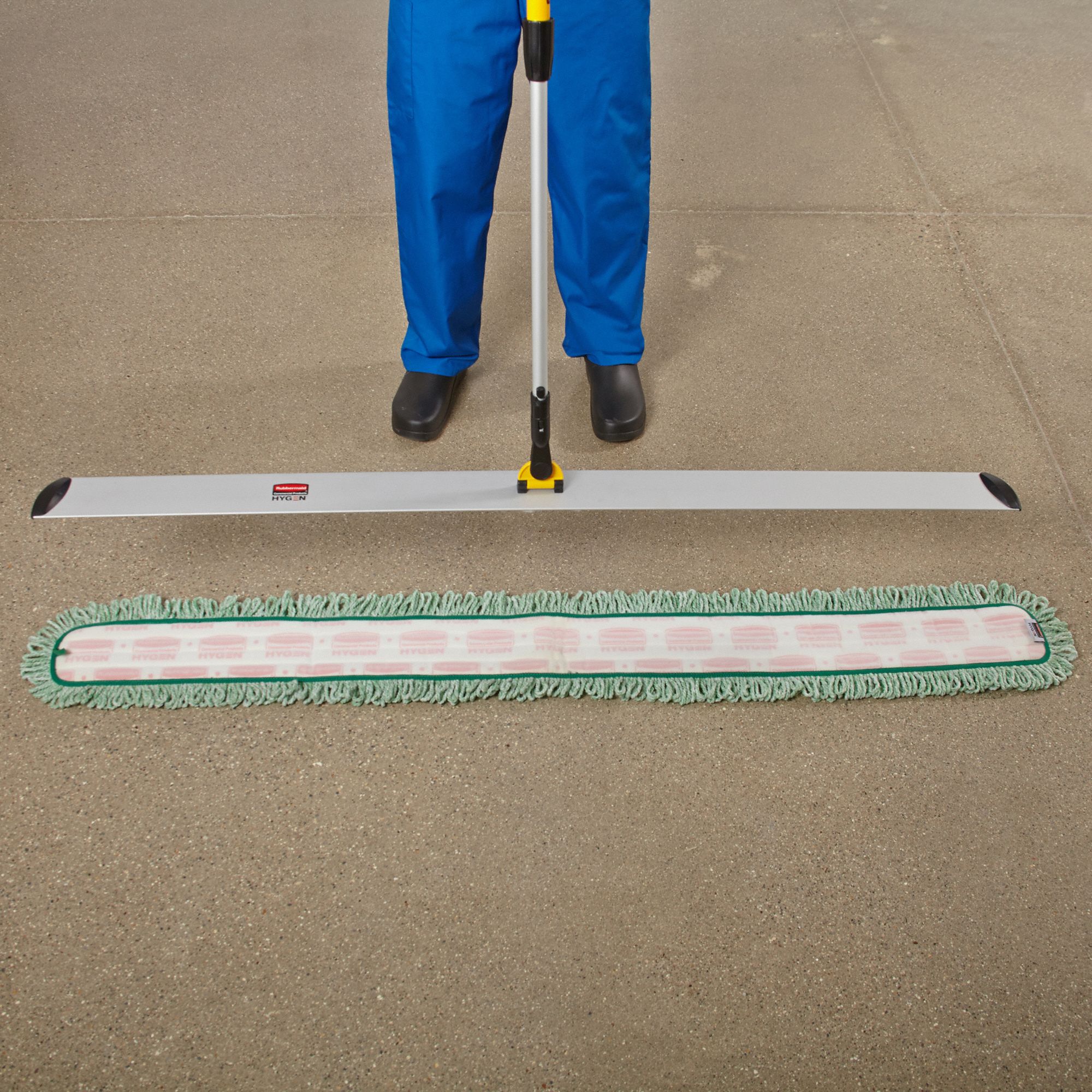 RUBBERMAID COMMERCIAL PRODUCTS Dust Mop Frame, Slide On, 60"W 3CCY9