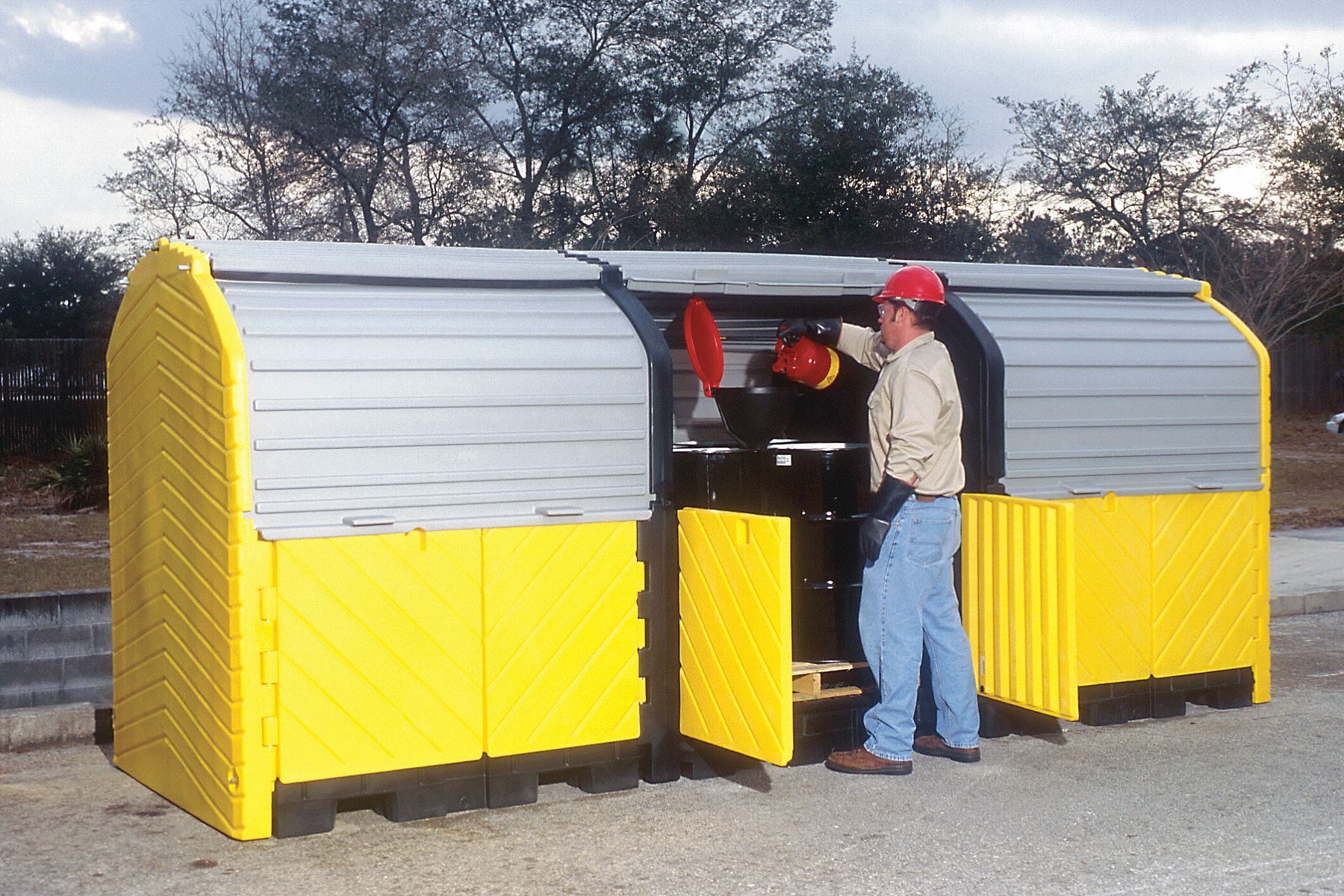 ROLLTOP DRUM SPILL CONTAINMENT SYSTEM, FOR 12 DRUMS, 75 GAL CAPACITY, YELLOW, 2-WAY