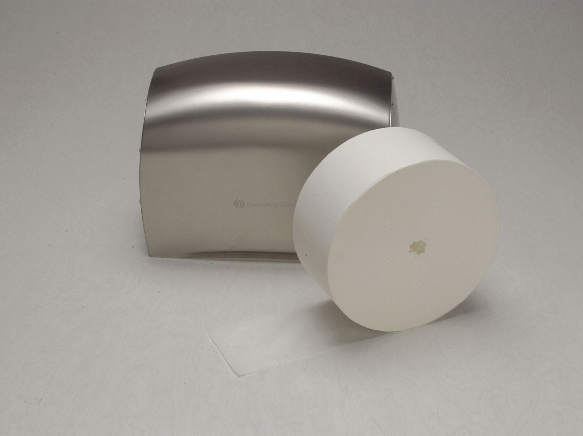 TOILET PAPER DISPENSER, JUMBO CORE, HORIZONTAL SINGLE ROLL, PLASTIC, SMOKE