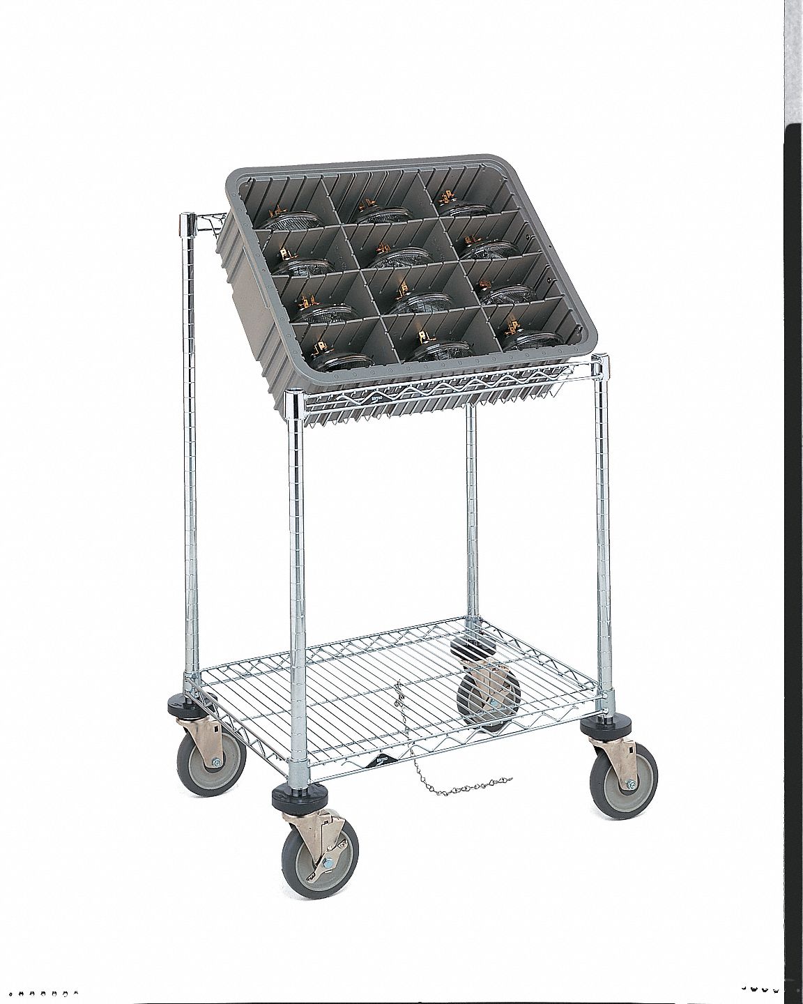 METRO, 900 lb Load Capacity, (4) Swivel, Static-Control Utility Cart with  Angled Lipped Wire Shelves - 3JKZ3