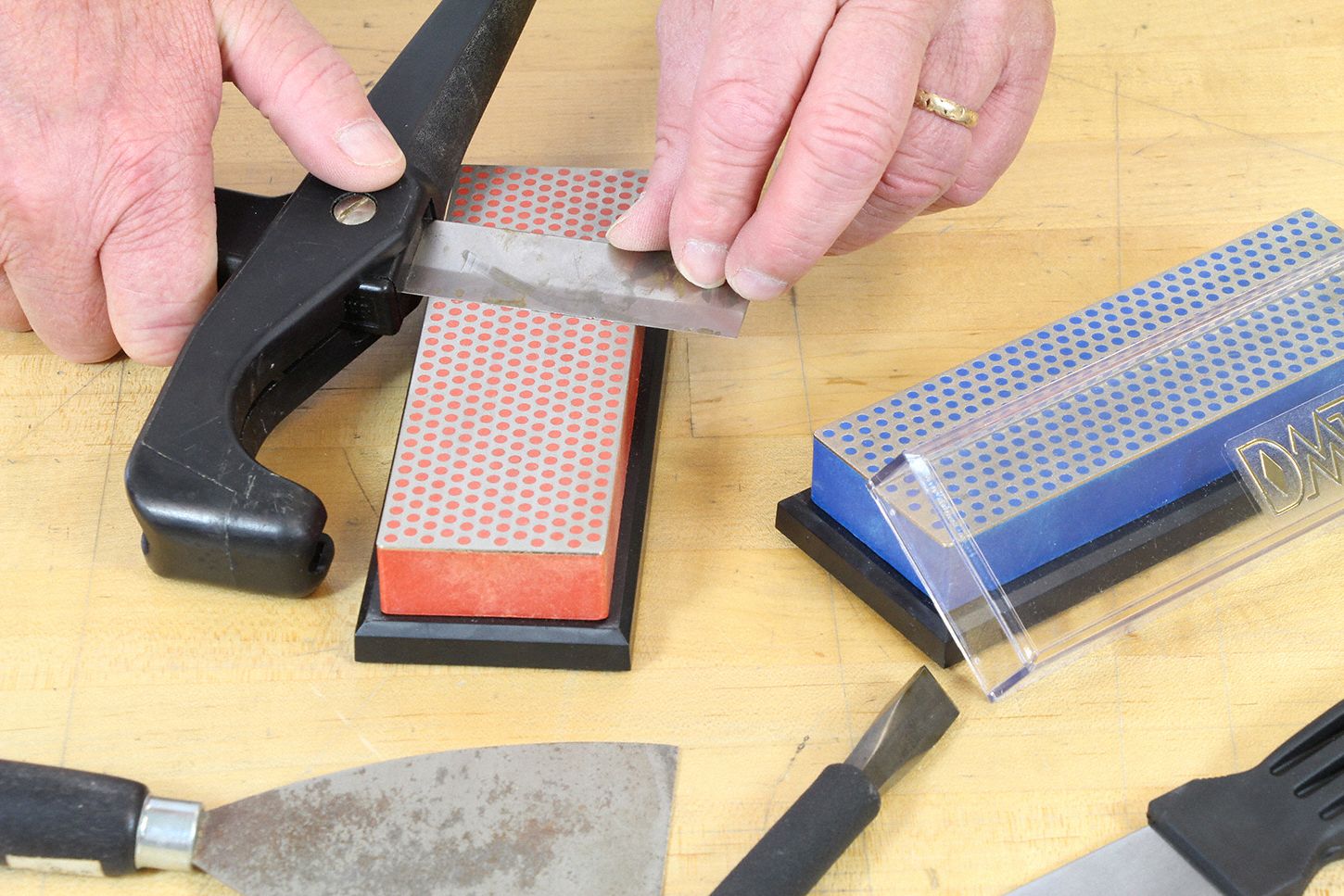 DMT Whestone Sharpening Stone Fine, Diamond, 6 in Lg, 3/4 in Ht, 9