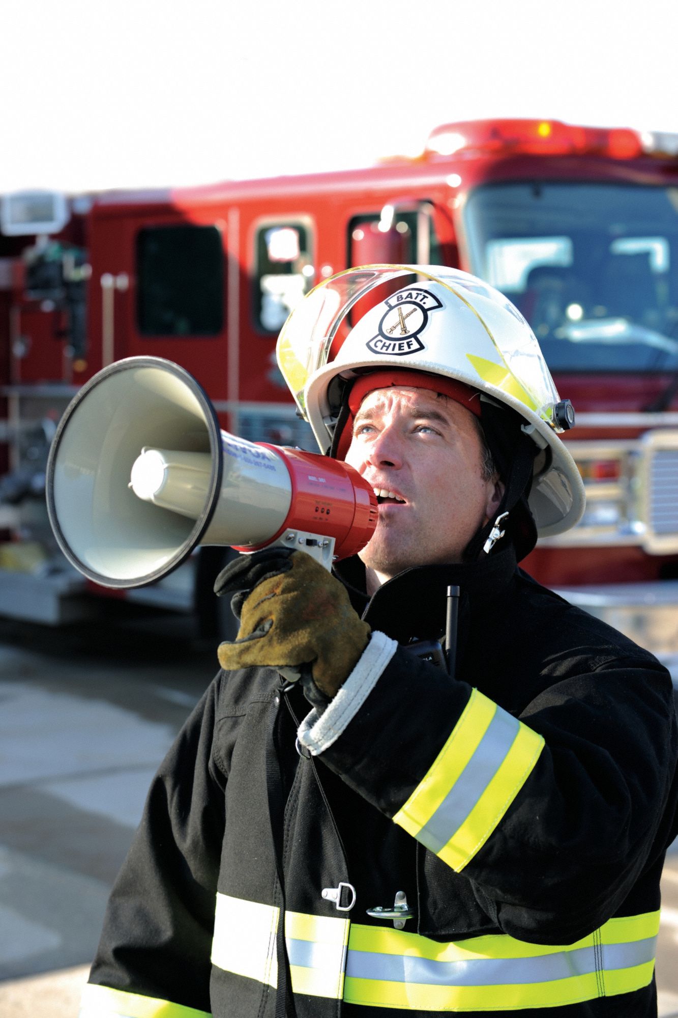 AMPLIVOX SOUND SYSTEMS Megaphone, Operating Range 5/8 mile, Peak Output