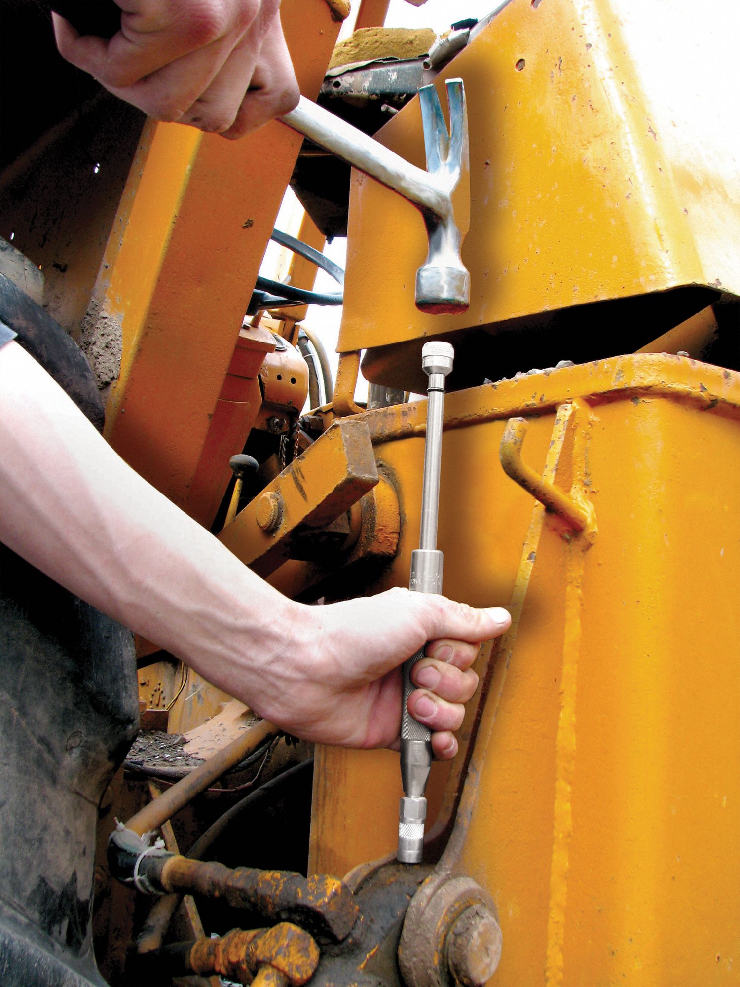 IPA Grease Joint Cleaner 8 in Lg, 3 in Wd, Silver 3MHA53MHA5 Grainger