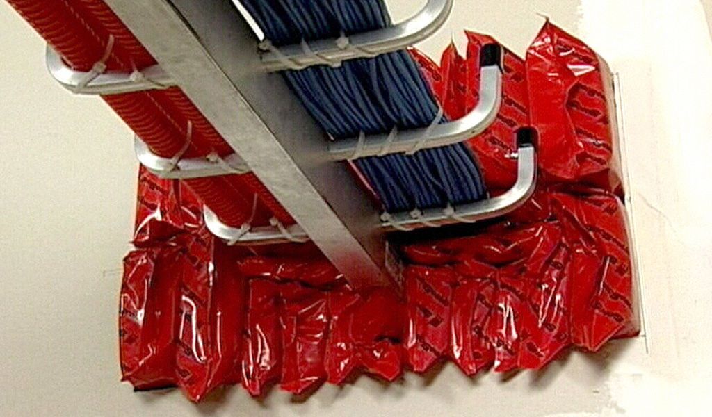 STI Firestop Pillow, Up to 4 hr Fire Rating, 3 in Height, 6 in Width, 9