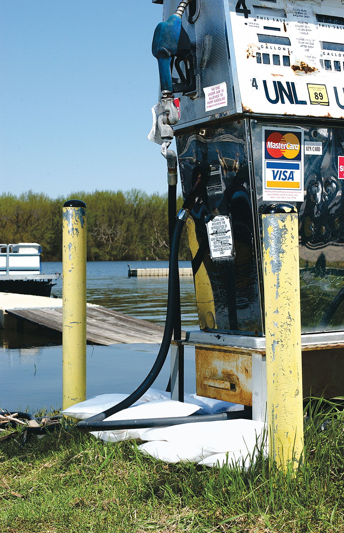 Absorb Pillow, OilBased Liquids, 10"L, PK20