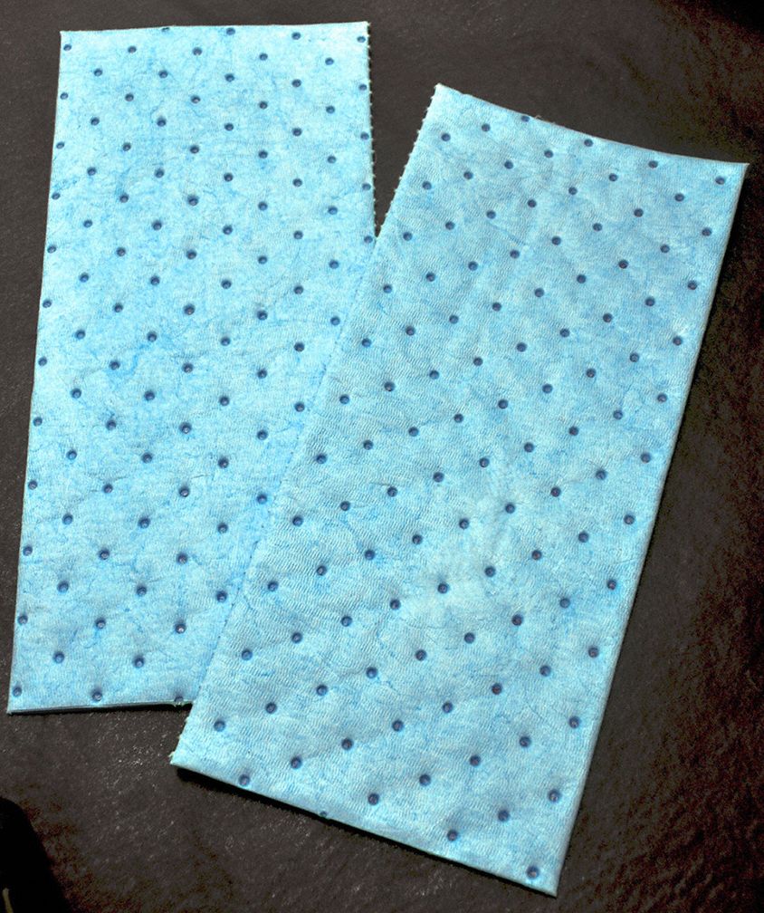 GRAINGER APPROVED Absorbent Pad, OilBased Liquid, BLU, PK100 3RPL2