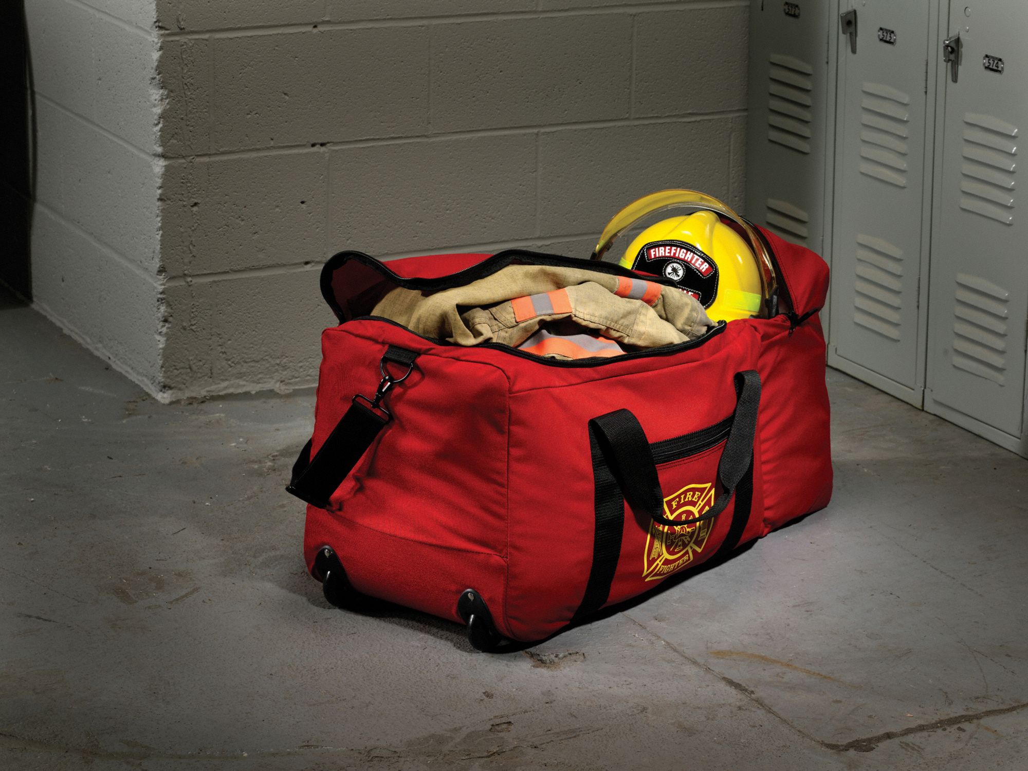 ERGODYNE Wheeled Gear Bag, 31 in Length, 14 in Width, 16 in Height