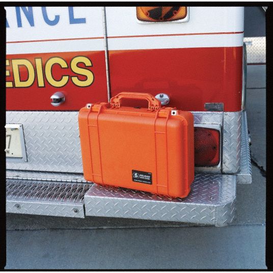 Pelican Ems Case 21 32 In Length 17 13 64 In Width 8 13 32 In Height 3rtv2 1500 005 110 Grainger