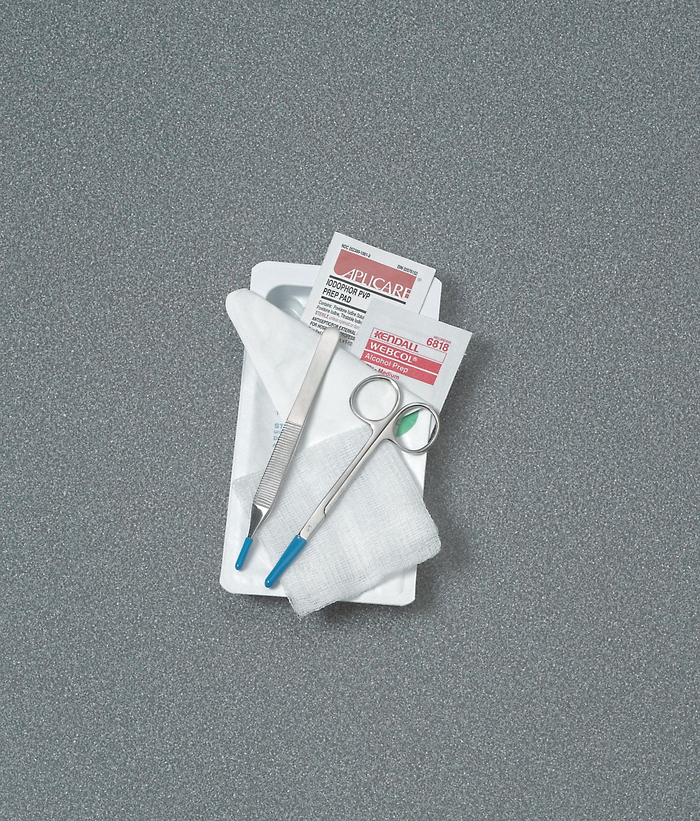 3RUP4 - Suture Removal Kit