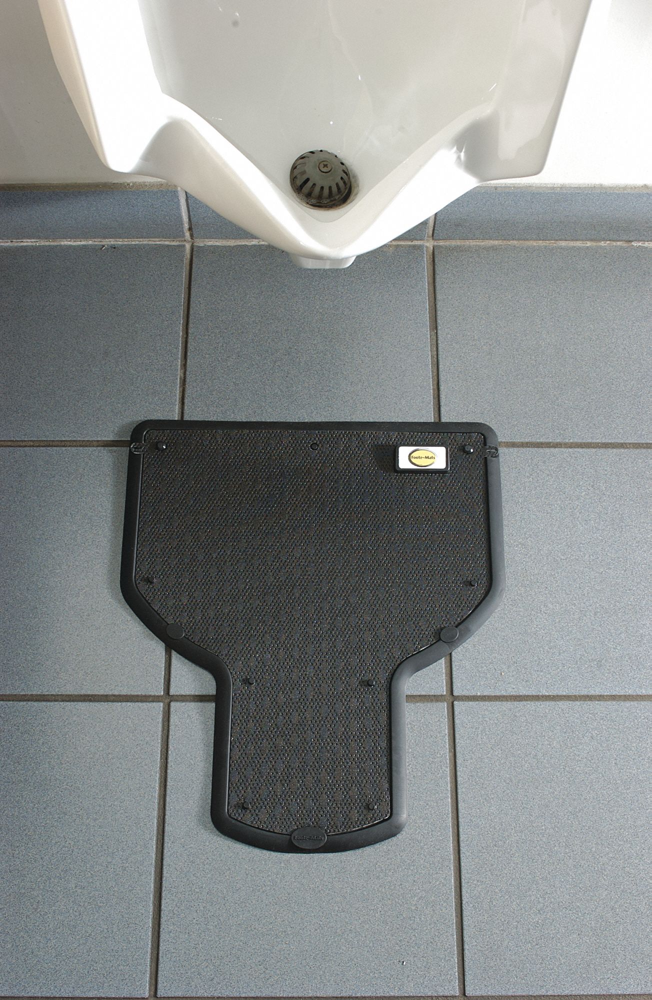 Foote Mats 20 L X 17 W X 1 H Urinal Floor Mat Kit 1ea 3ttf3 030