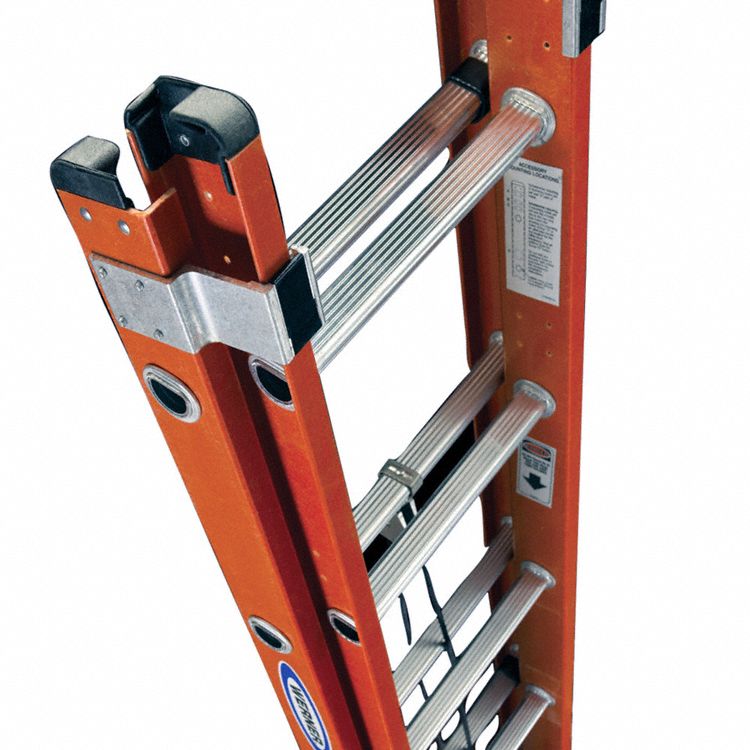 WERNER Extension Ladder 28 ft Industry Ladder Size, 25 ft Extended