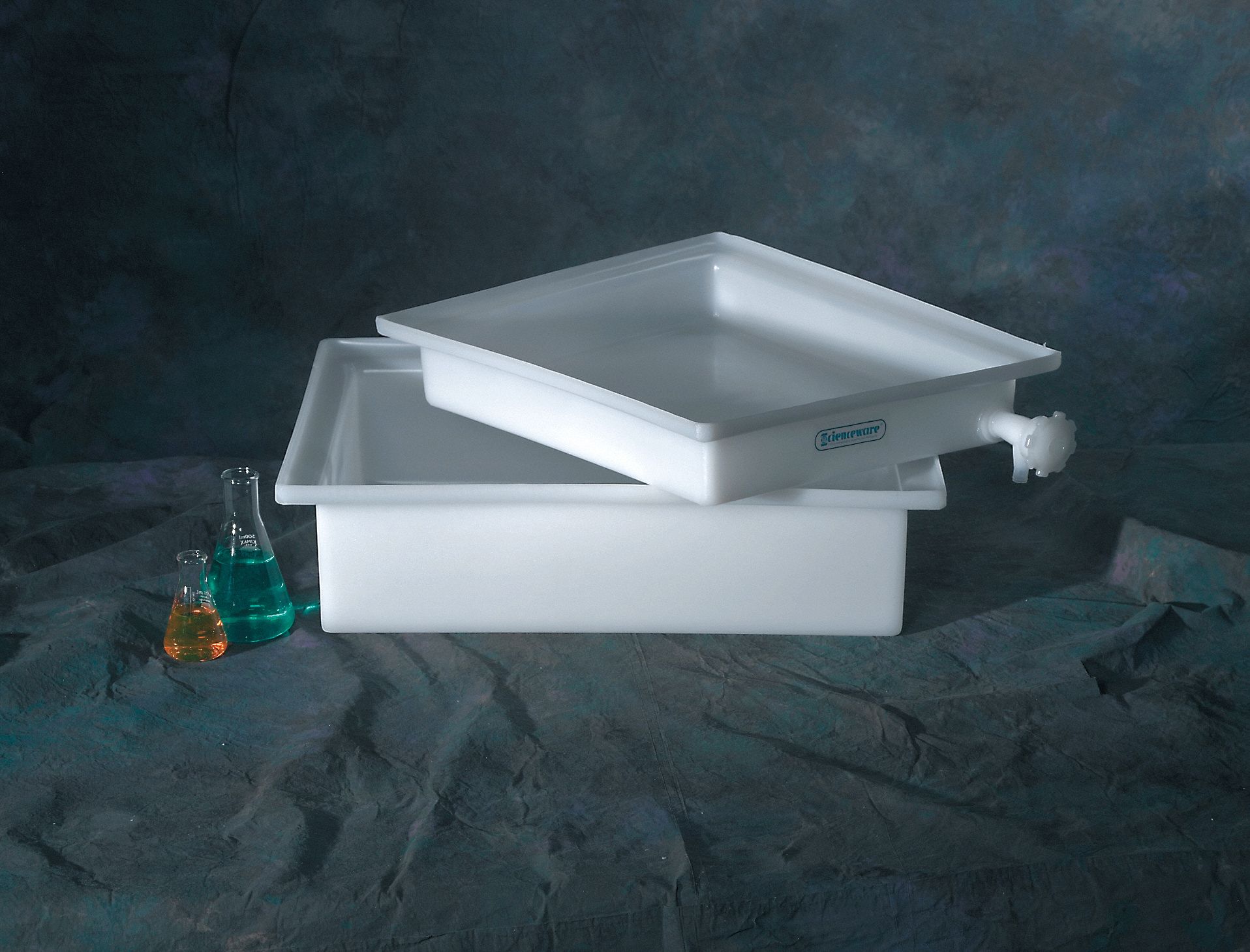 SP SCIENCEWARE, Laboratory Tray 3ZFV7F162720000 Grainger