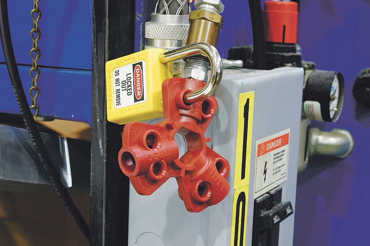 BRADY Pneumatic Fitting Lockout 6 Padlocks, 9/32 in Padlock Shackle