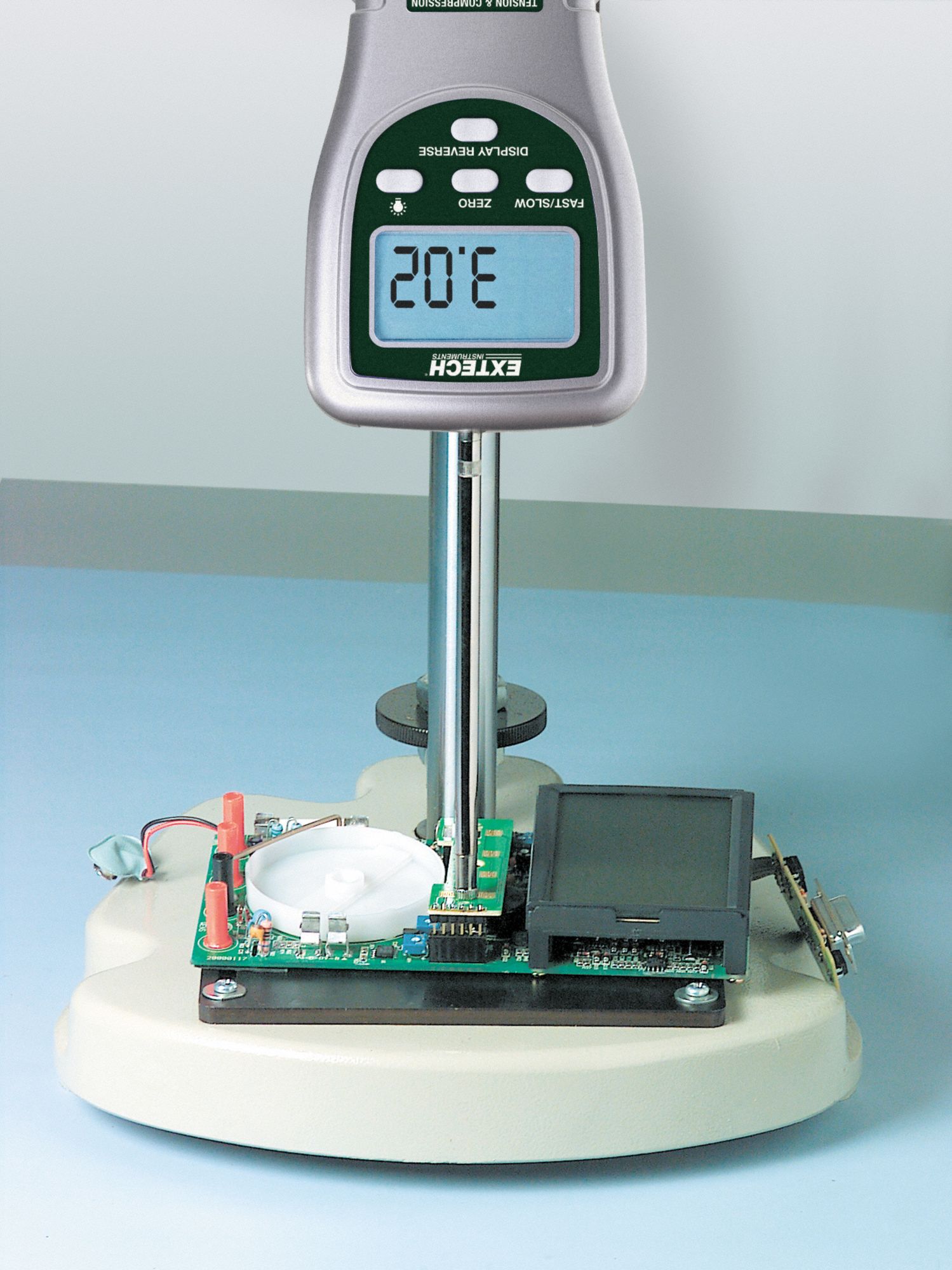 EXTECH Digital Force Gauge 5 Digit LCD, 176 oz/5000 gm/49 N, +/0.4