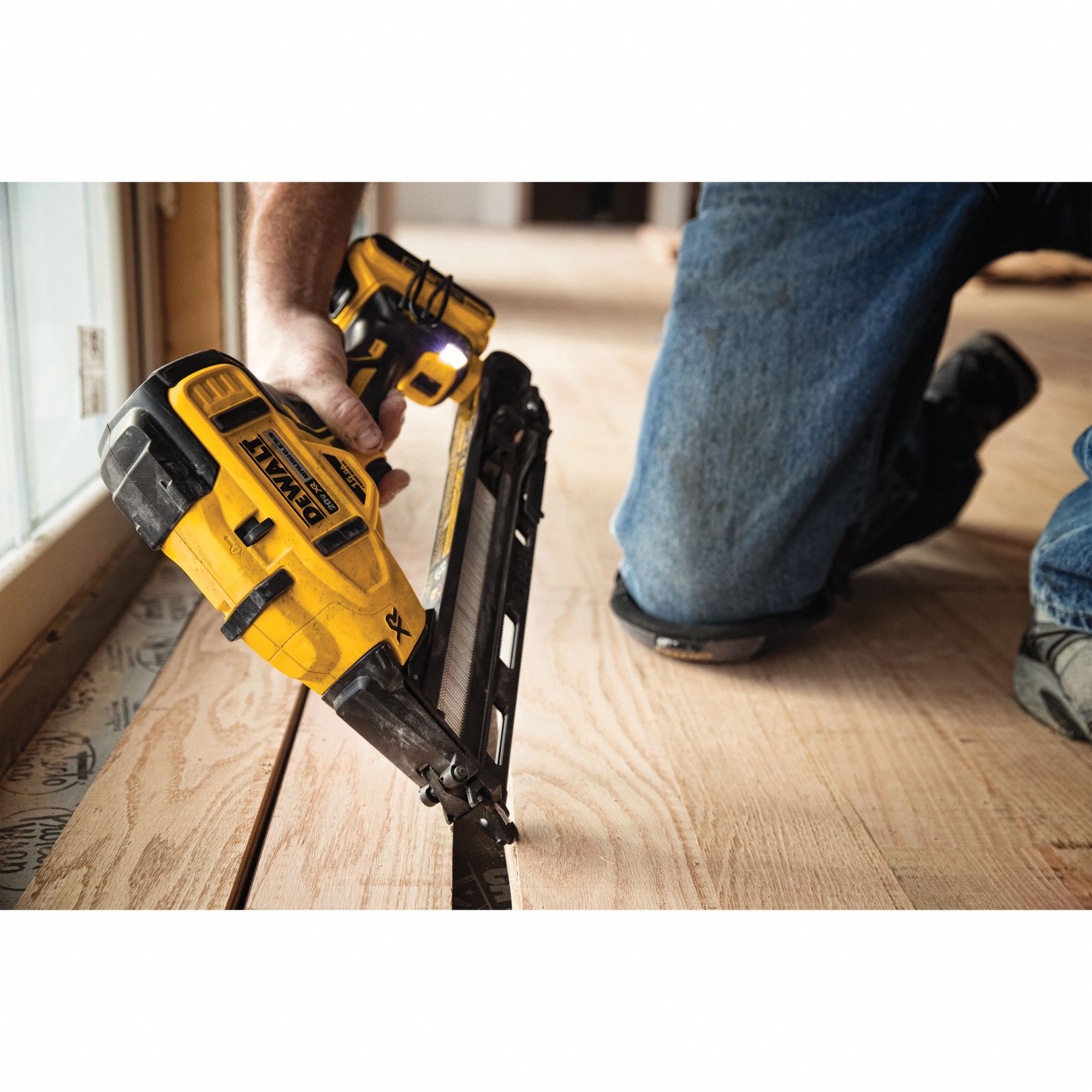 DEWALT Cordless, Nail Gun, 20V DC 400A09DCN650D1 Grainger